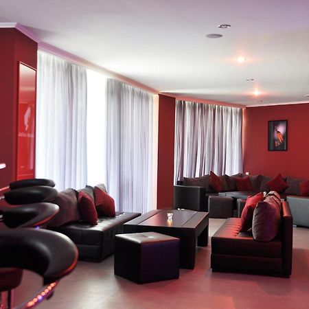 Hotel Shine Palace Tbiliszi Kültér fotó