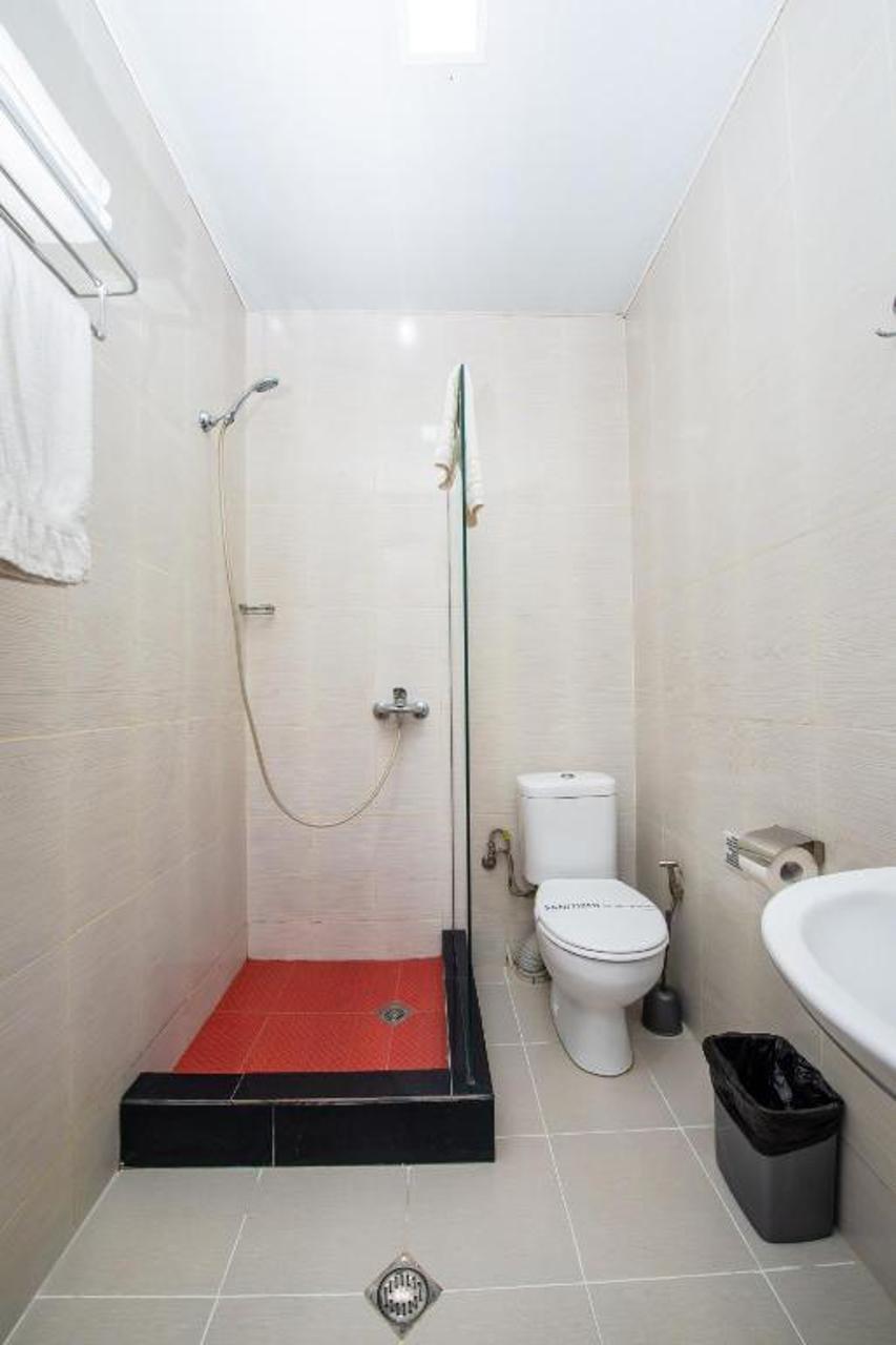 Hotel Shine Palace Tbiliszi Kültér fotó