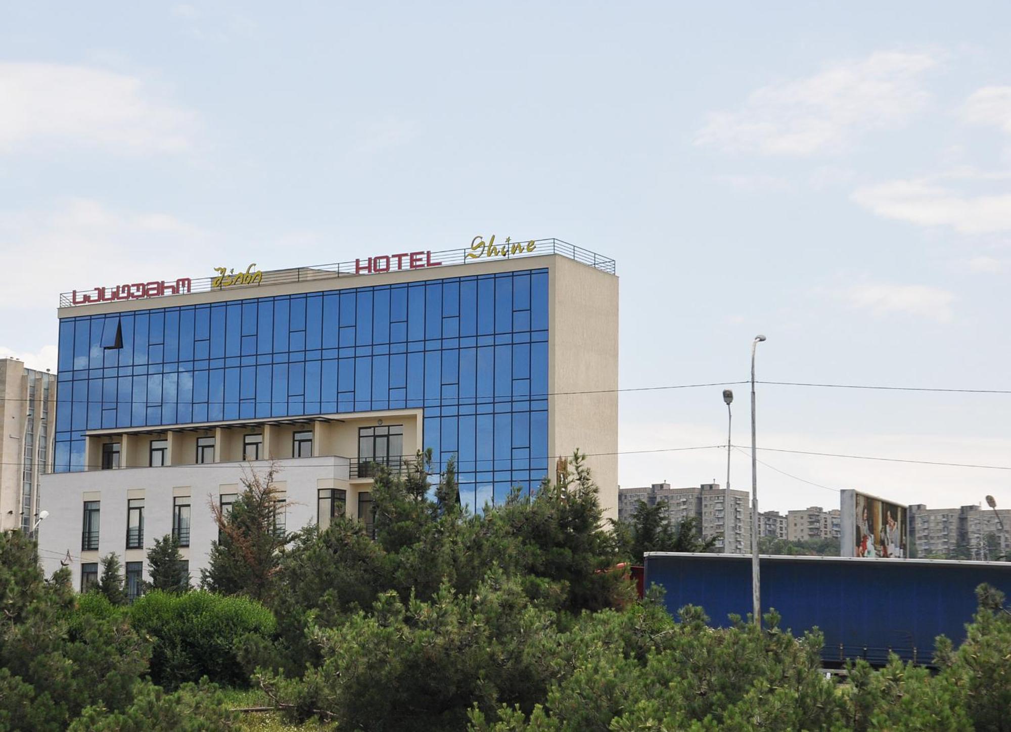 Hotel Shine Palace Tbiliszi Kültér fotó