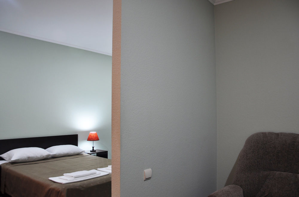 Hotel Shine Palace Tbiliszi Kültér fotó