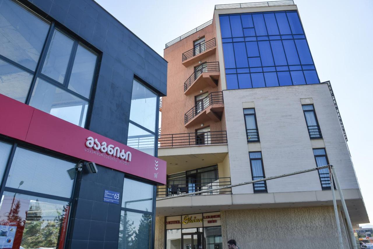 Hotel Shine Palace Tbiliszi Kültér fotó